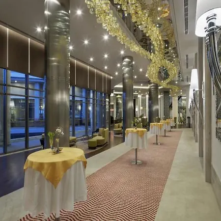 Hotell Emirhan & Sport 4*
