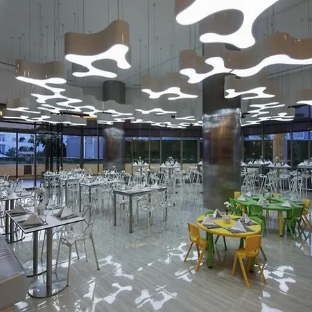 Emirhan & Sport 4* Сиде